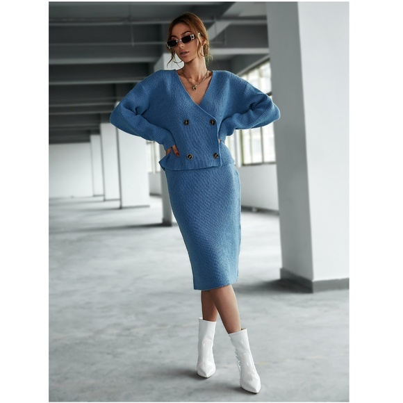 🎥 Blue Cable Knit 2 Piece Skirt Set - Picture 7 of 15